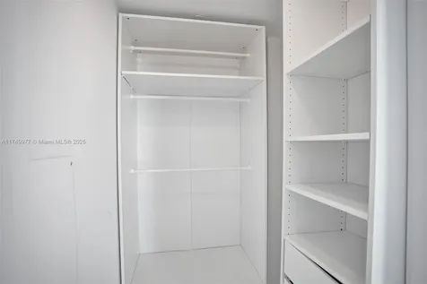 2900 NE 7th Avenue Miami FL 33137