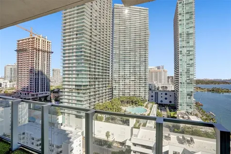2900 NE 7th Avenue Miami FL 33137