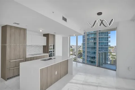 2900 NE 7th Avenue Miami FL 33137
