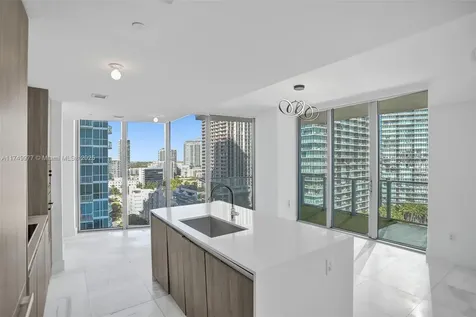 2900 NE 7th Avenue Miami FL 33137