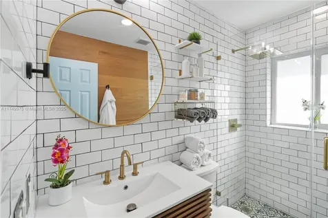 1657 Poinsettia Drive Fort Lauderdale FL 33305