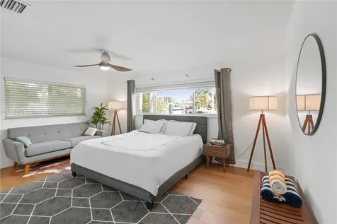 1657 Poinsettia Drive Fort Lauderdale FL 33305