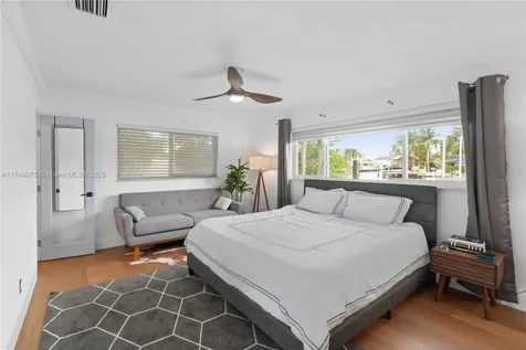 1657 Poinsettia Drive Fort Lauderdale FL 33305