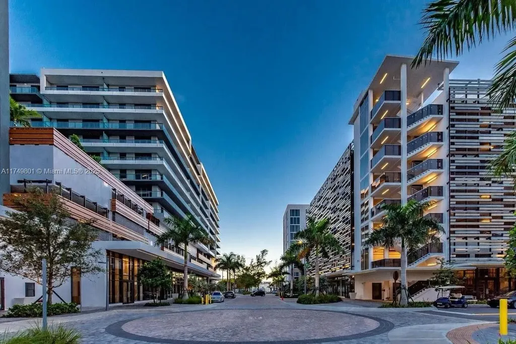 2920 NE 207th Street Aventura FL 33180