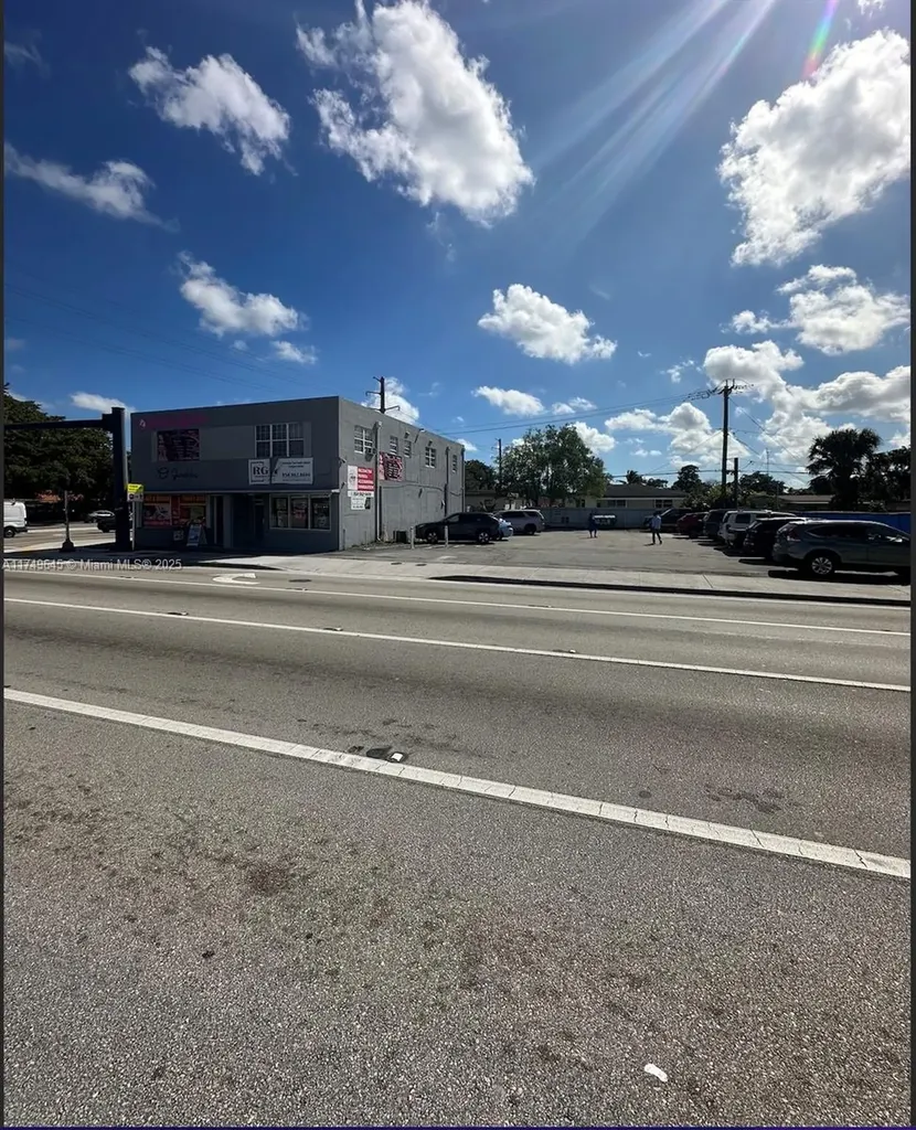 6400 & 6402 Pembroke Road Miramar FL 33023