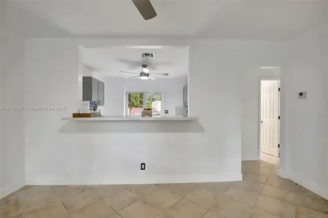 4381 SW 51st Street Dania Beach FL 33314