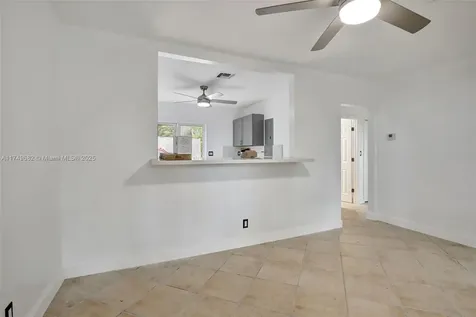 4381 SW 51st Street Dania Beach FL 33314
