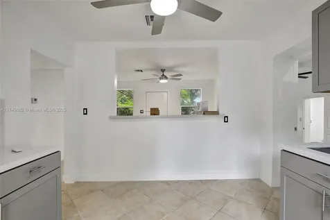 4381 SW 51st Street Dania Beach FL 33314
