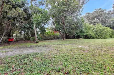 4381 SW 51st Street Dania Beach FL 33314