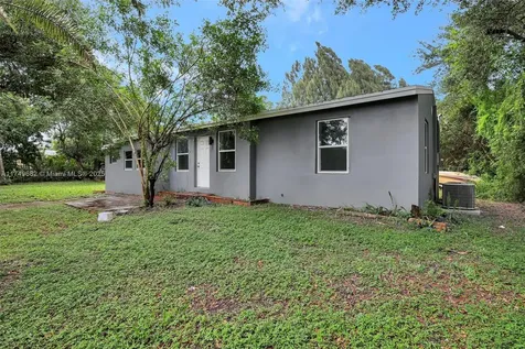 4381 SW 51st Street Dania Beach FL 33314
