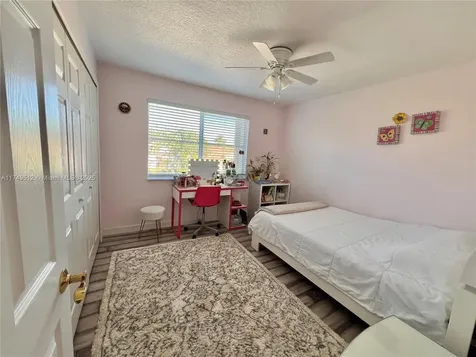 14026 S Cypress Cove Circle Davie FL 33325