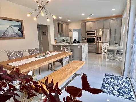 14026 S Cypress Cove Circle Davie FL 33325