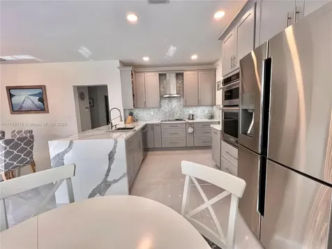 14026 S Cypress Cove Circle Davie FL 33325