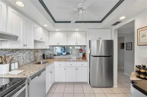 4800 Hillcrest Lane Hollywood FL 33021
