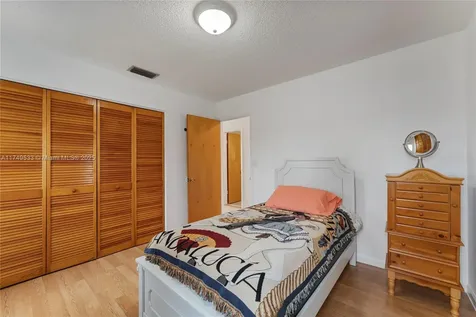 13211 SW 38th Terrace Miami FL 33175