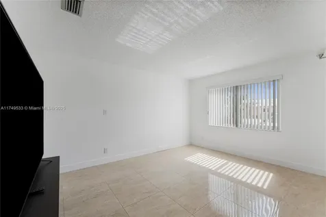 13211 SW 38th Terrace Miami FL 33175