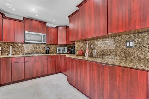 13998 SW 160th Terrace Miami FL 33177