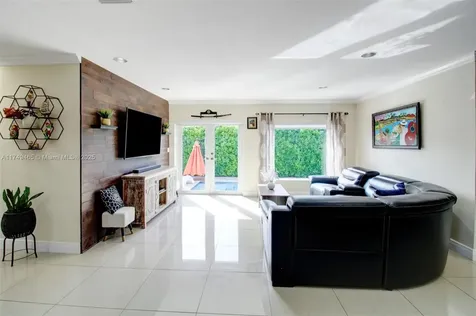 7510 SW 100th Court Miami FL 33173
