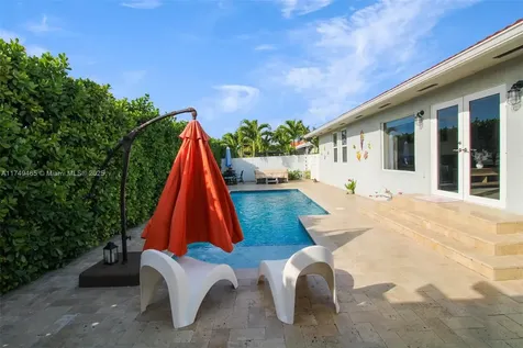 7510 SW 100th Court Miami FL 33173