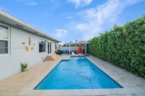 7510 SW 100th Court Miami FL 33173