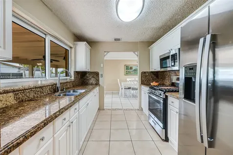 13415 SW 73rd Terrace Miami FL 33183
