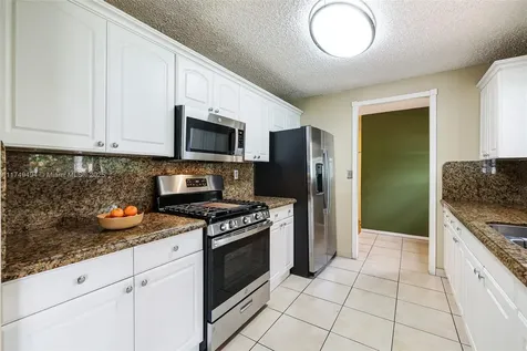 13415 SW 73rd Terrace Miami FL 33183