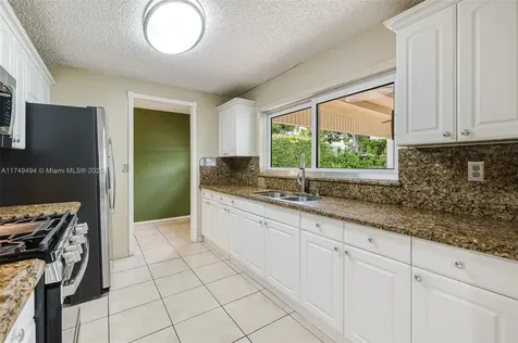 13415 SW 73rd Terrace Miami FL 33183