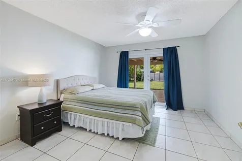 13415 SW 73rd Terrace Miami FL 33183