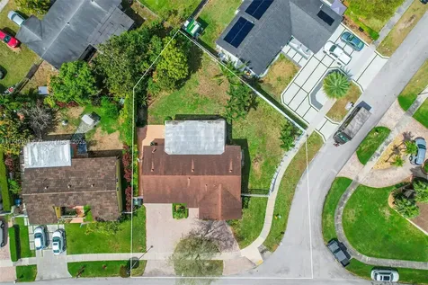 13415 SW 73rd Terrace Miami FL 33183