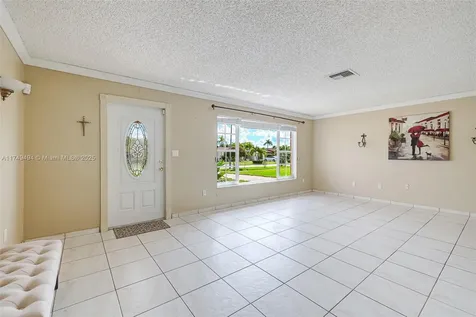 13415 SW 73rd Terrace Miami FL 33183