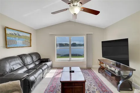 17416 NW 7th Street Pembroke Pines FL 33029
