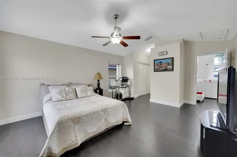 17416 NW 7th Street Pembroke Pines FL 33029