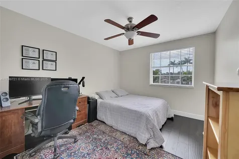 17416 NW 7th Street Pembroke Pines FL 33029