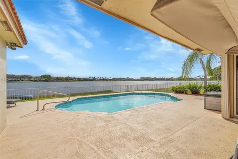 17416 NW 7th Street Pembroke Pines FL 33029