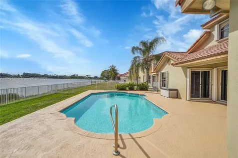17416 NW 7th Street Pembroke Pines FL 33029