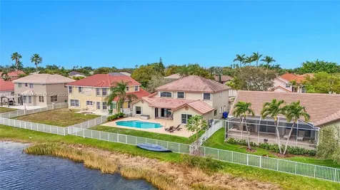 17416 NW 7th Street Pembroke Pines FL 33029