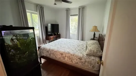 3660 SW 20th Street Miami FL 33145