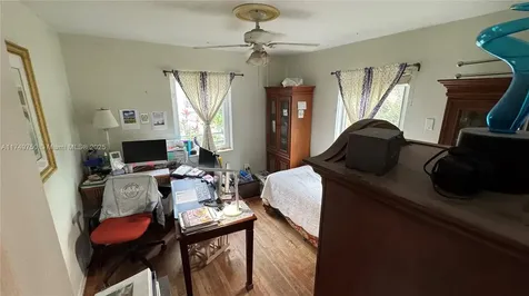 3660 SW 20th Street Miami FL 33145