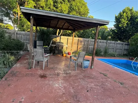 900 NW 127th Street North Miami FL 33168