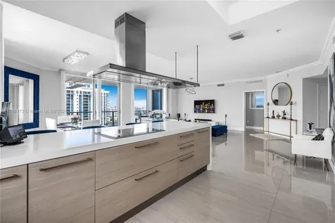 17111 Biscayne Boulevard North Miami Beach FL 33160