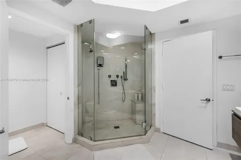 17111 Biscayne Boulevard North Miami Beach FL 33160