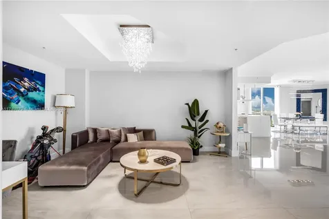 17111 Biscayne Boulevard North Miami Beach FL 33160