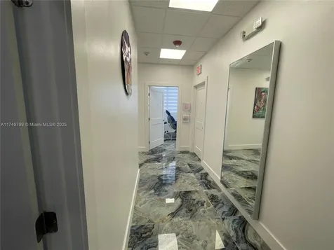 2920 NE 207th Street Aventura FL 33180