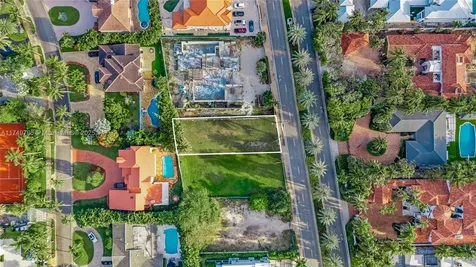 650 Ocean Blvd, Golden Beach Golden Beach FL 33160