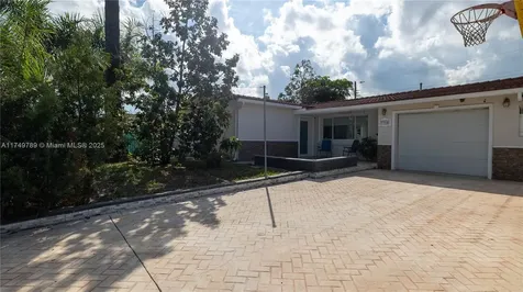 7310 Grant Court Hollywood FL 33024