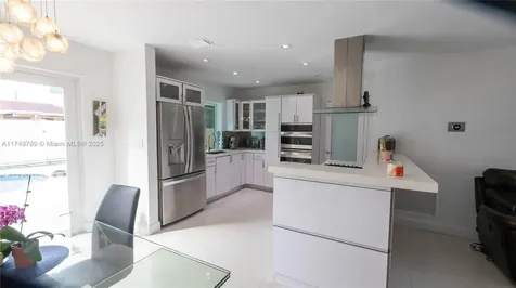 7310 Grant Court Hollywood FL 33024