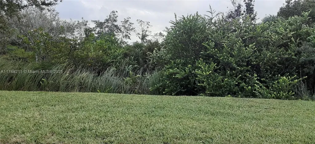 Xxx Xxx Ocala FL 34472