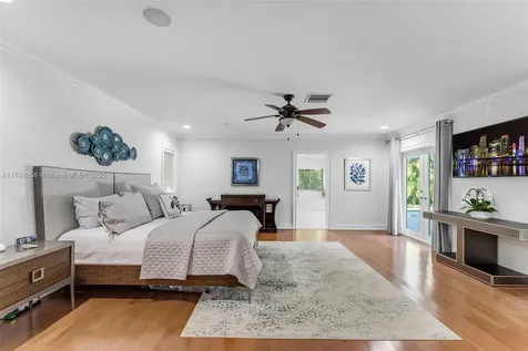 14050 Farmer Road Palmetto Bay FL 33158