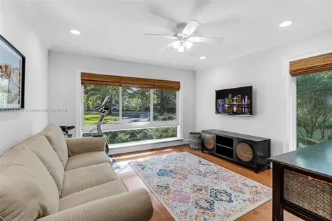 14050 Farmer Road Palmetto Bay FL 33158