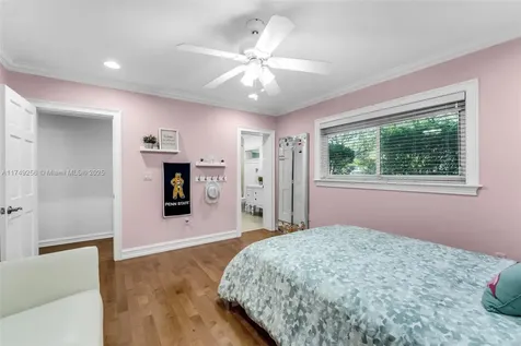14050 Farmer Road Palmetto Bay FL 33158